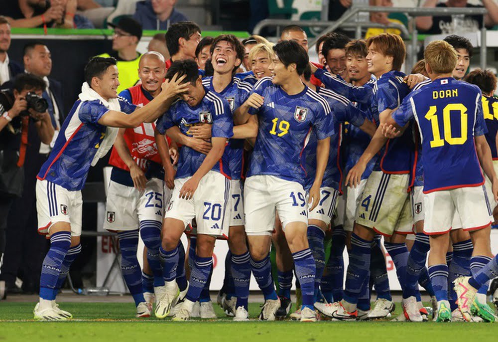 HLV, cầu thủ Đức tự nhận kém cỏi sau trận thua thảm Nhật Bản - Ảnh 4.